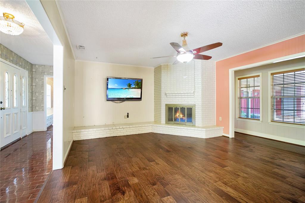 1114 Brookshire Drive