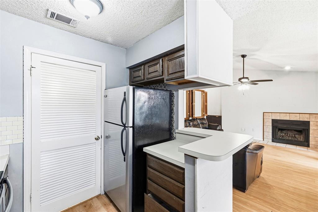 Cloisters Condo The - Residential