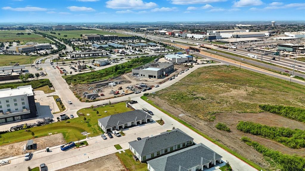 Monarch Crossing - Commercial Lease