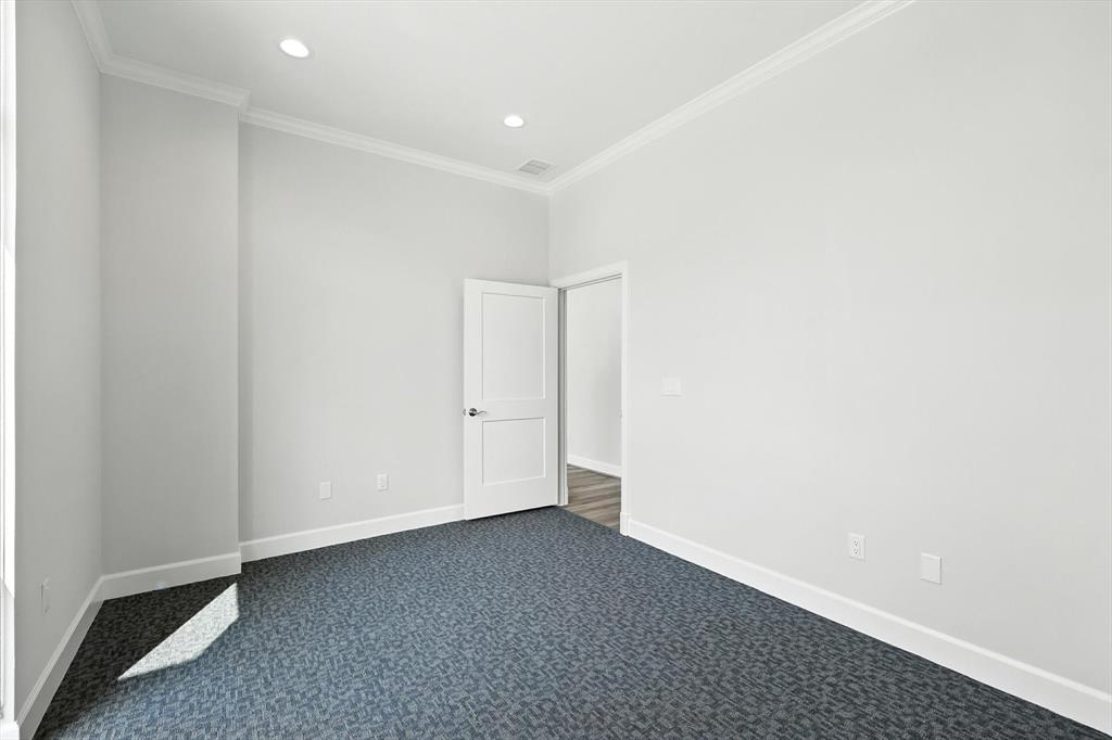 Monarch Crossing - Commercial Lease