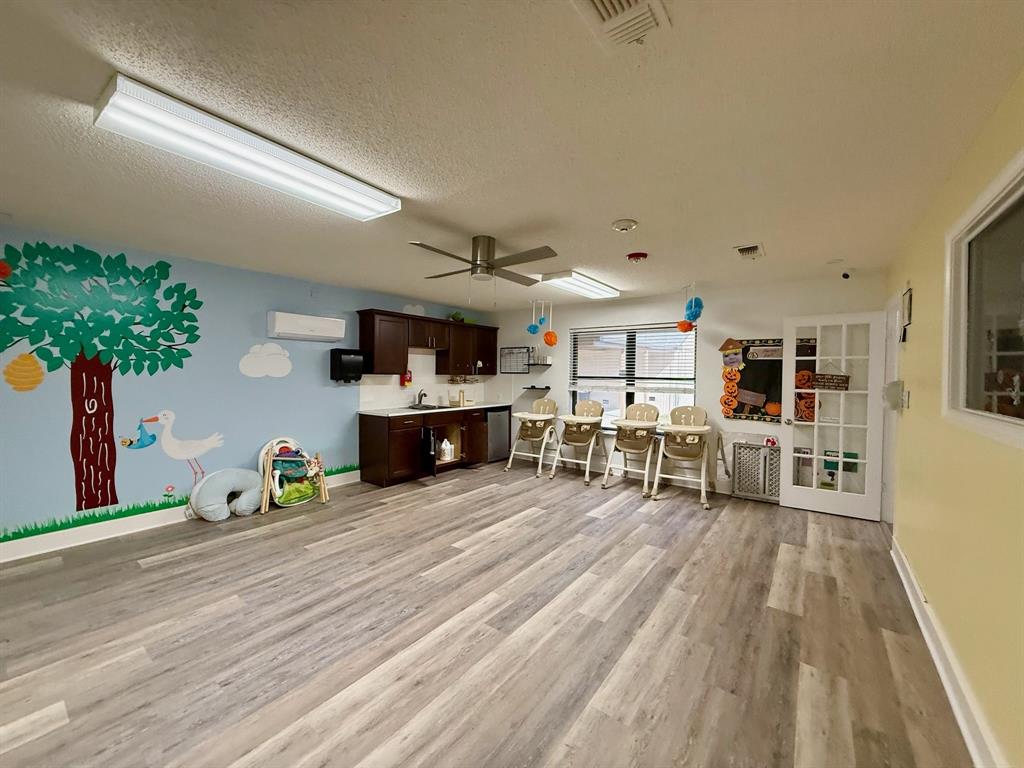 Thomas Add - Commercial Sale