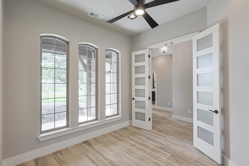 Glenhollow Ranch PH 1, F-102 - Residential Lease