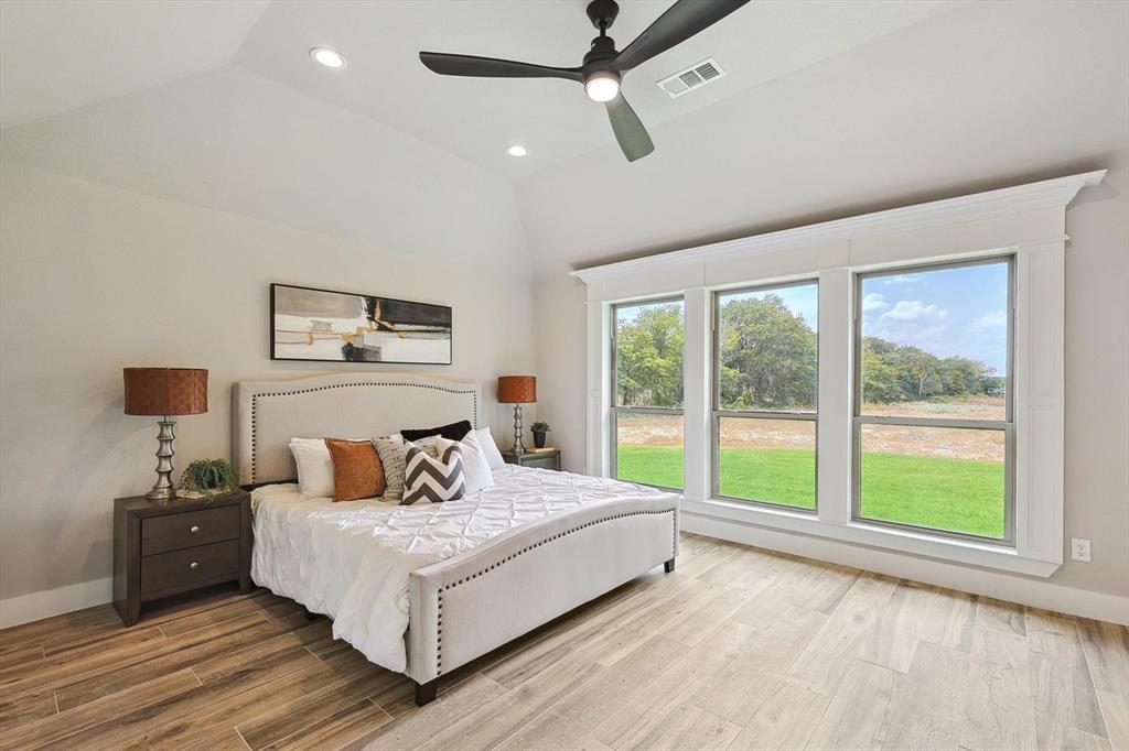 Glenhollow Ranch PH 1, F-102 - Residential Lease