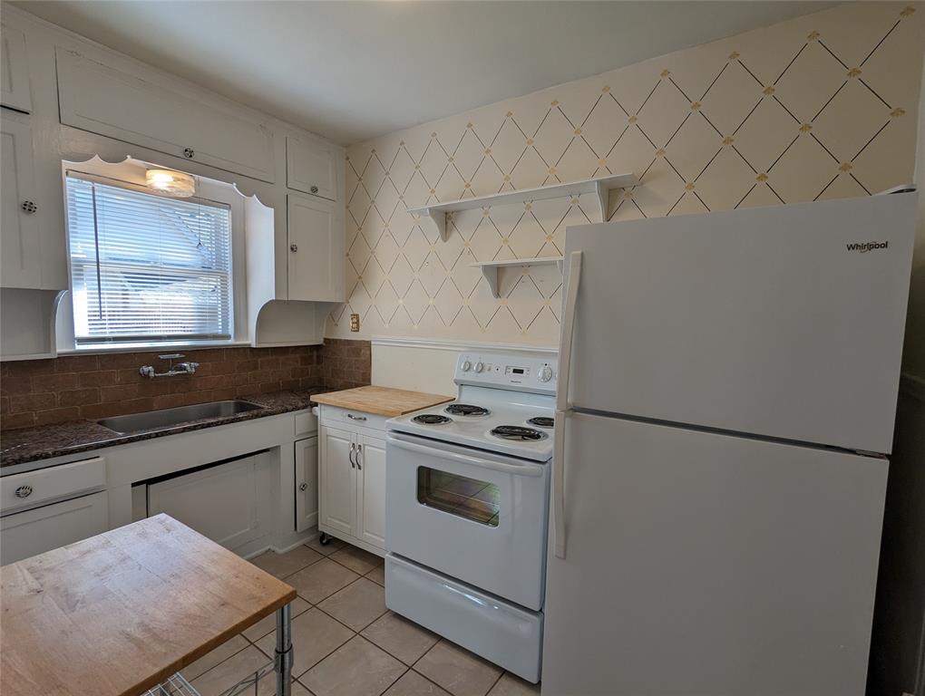 Llano Place - Residential Lease