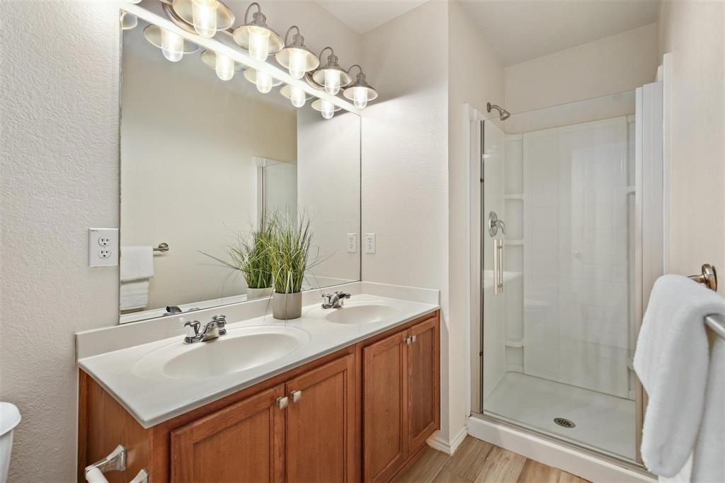 Jm Wells Add - Residential