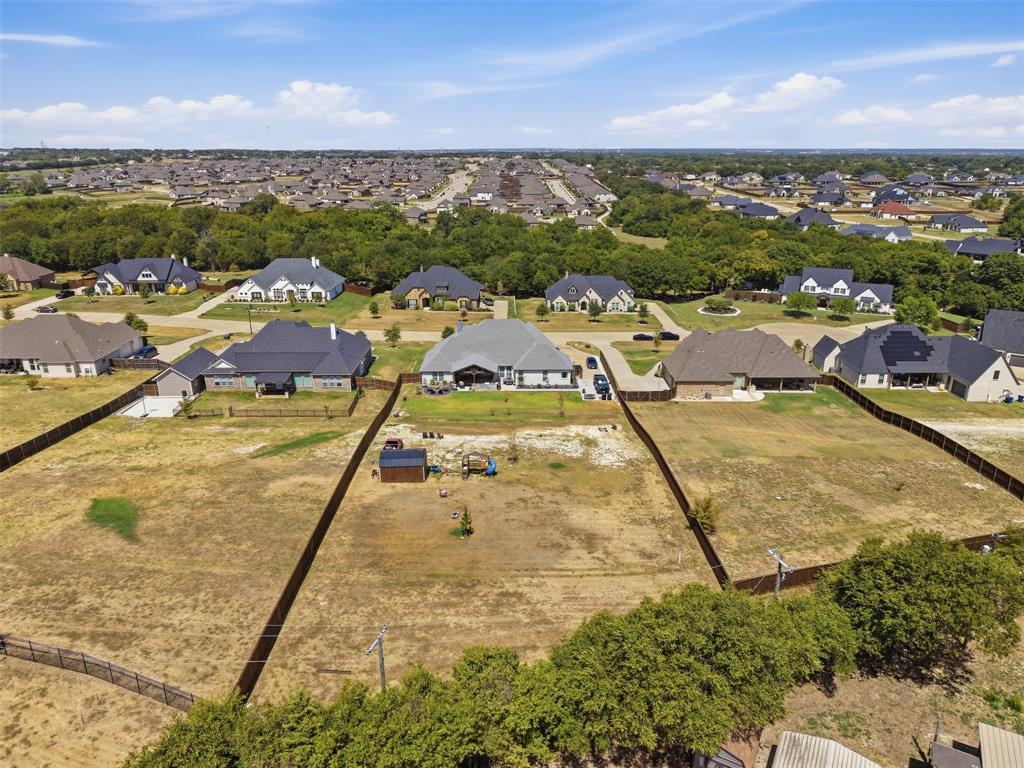 860 San Saba E