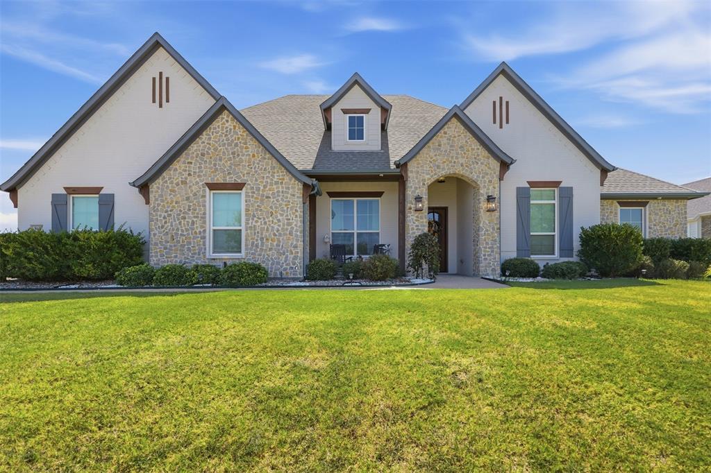 860 San Saba E