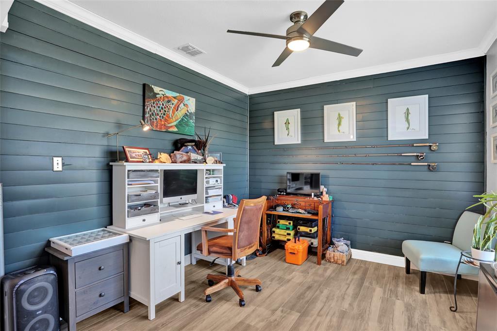 6105 Sidney Lane