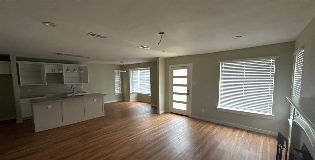 Brentwood - Residential