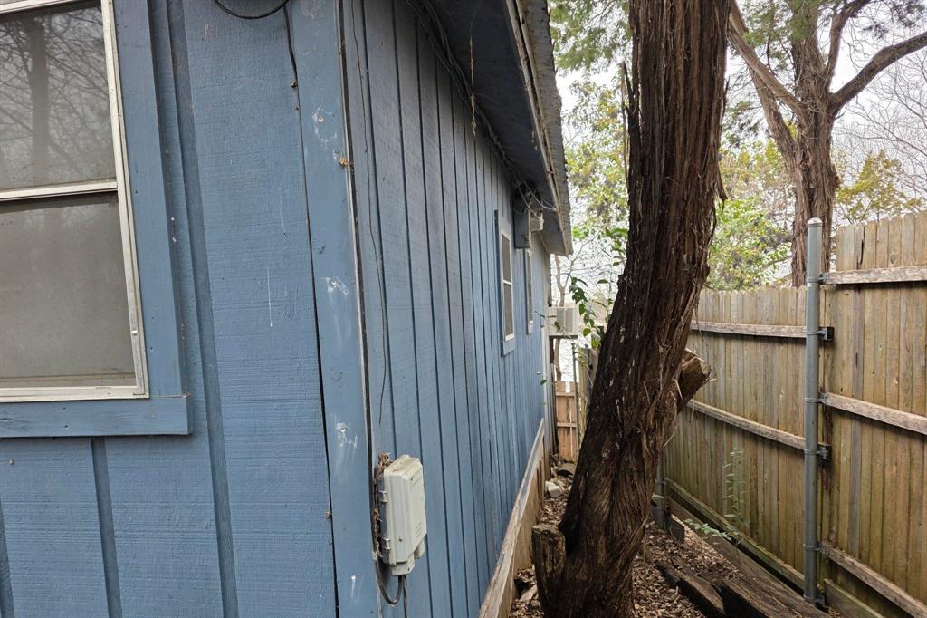 802 Rock Harbor Court