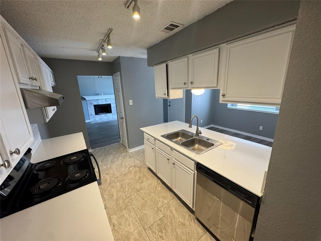 Brook Valley 06 - Residential Lease