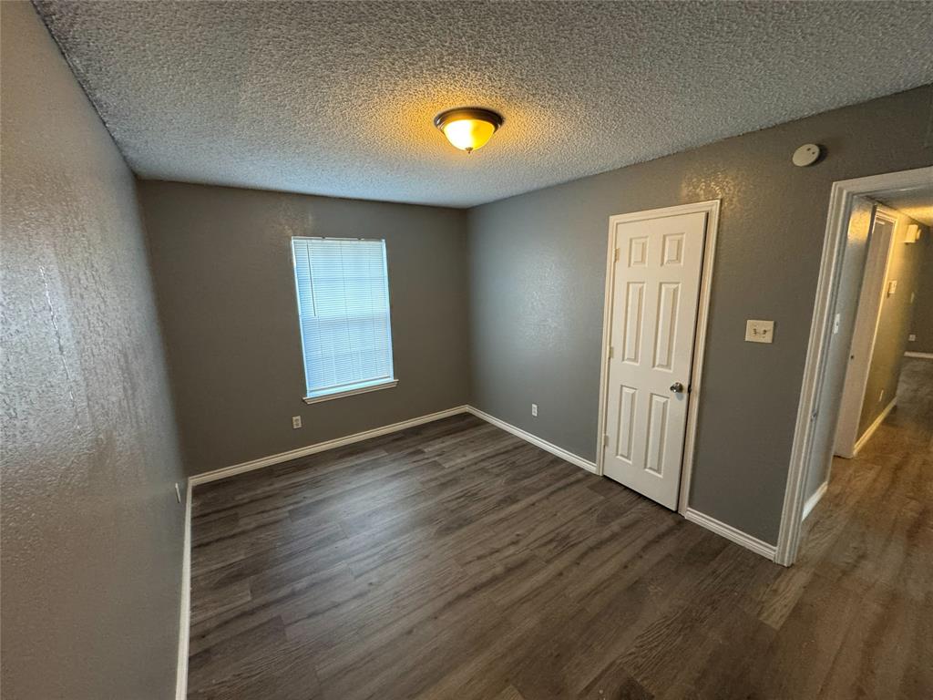 Brook Valley 06 - Residential Lease