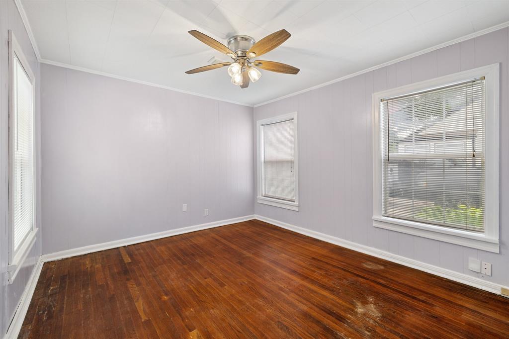 Arlington, Texas 76011, United States, 3 Bedrooms Bedrooms, ,1 BathroomBathrooms,Residential,Pending,165935