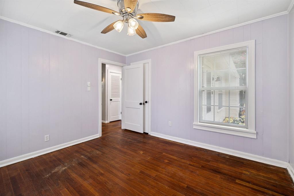 Arlington, Texas 76011, United States, 3 Bedrooms Bedrooms, ,1 BathroomBathrooms,Residential,Pending,165935