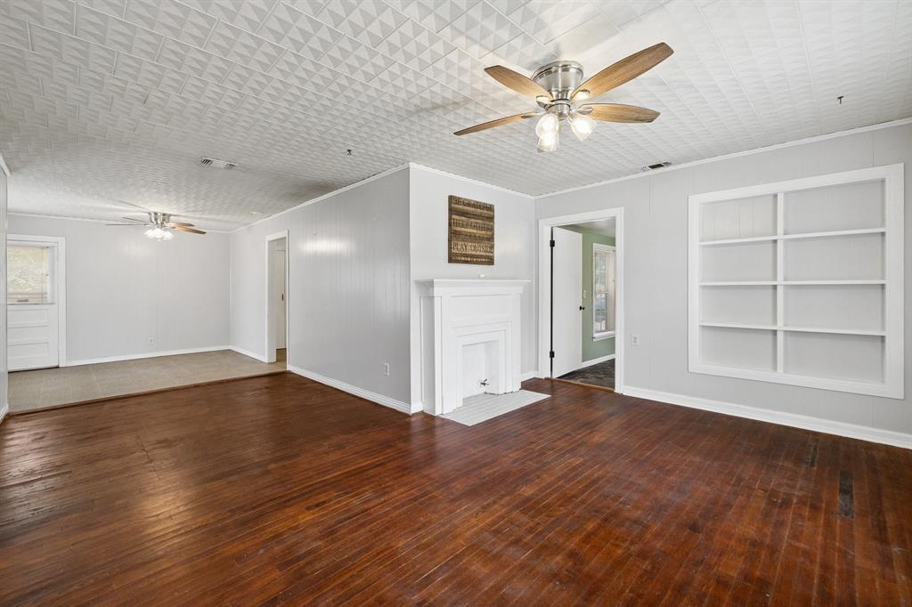 Arlington, Texas 76011, United States, 3 Bedrooms Bedrooms, ,1 BathroomBathrooms,Residential,Pending,165935