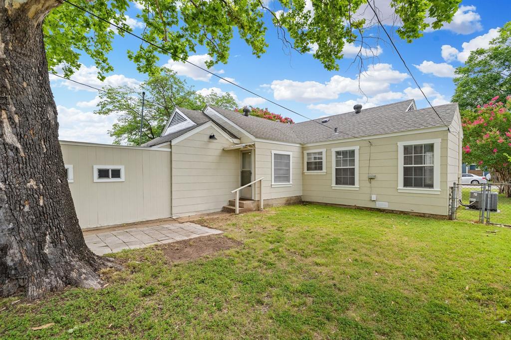 Arlington, Texas 76011, United States, 3 Bedrooms Bedrooms, ,1 BathroomBathrooms,Residential,Pending,165935