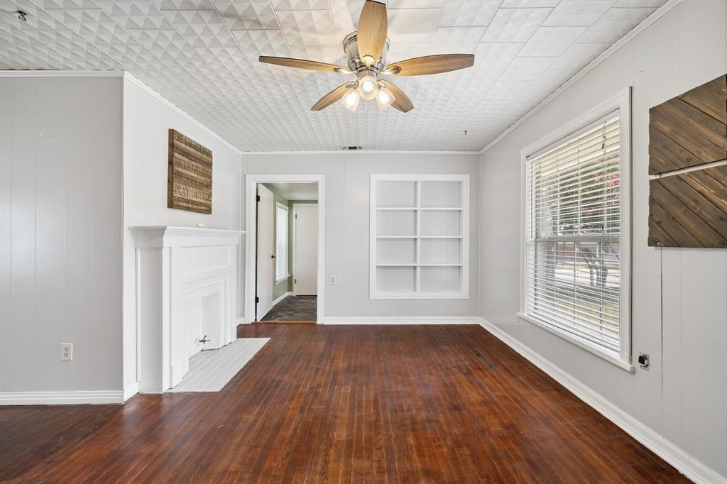 Arlington, Texas 76011, United States, 3 Bedrooms Bedrooms, ,1 BathroomBathrooms,Residential,Pending,165935