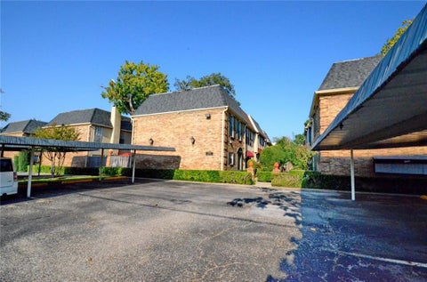 Tiny photo for 2727 Shelby Avenue #M, Dallas, TX 75219 (MLS # 21396638)