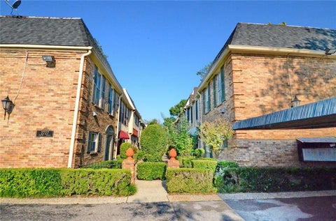Tiny photo for 2727 Shelby Avenue #M, Dallas, TX 75219 (MLS # 21396638)