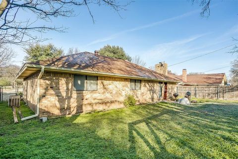 A home in Mineral Wells