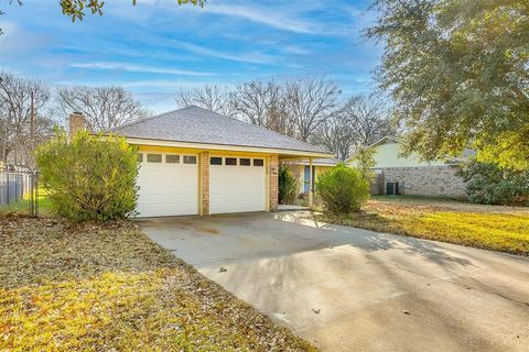 A home in Mineral Wells