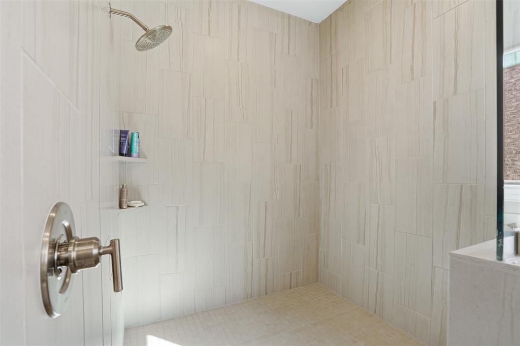 Enclave at Vanguard Way - Residential