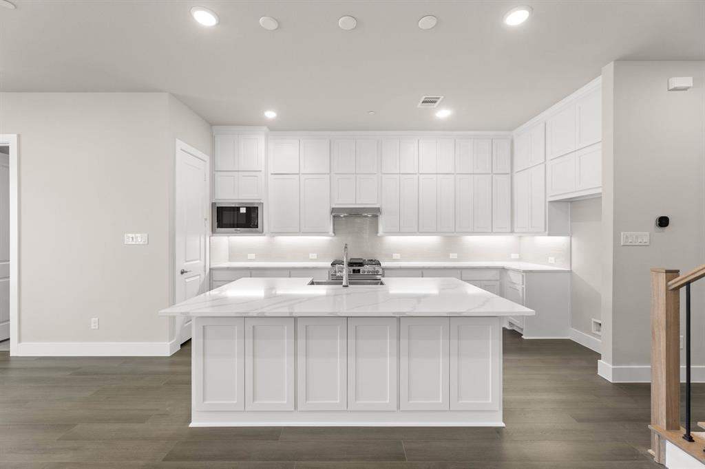 The Abbey at Mercer Crossing - Residential