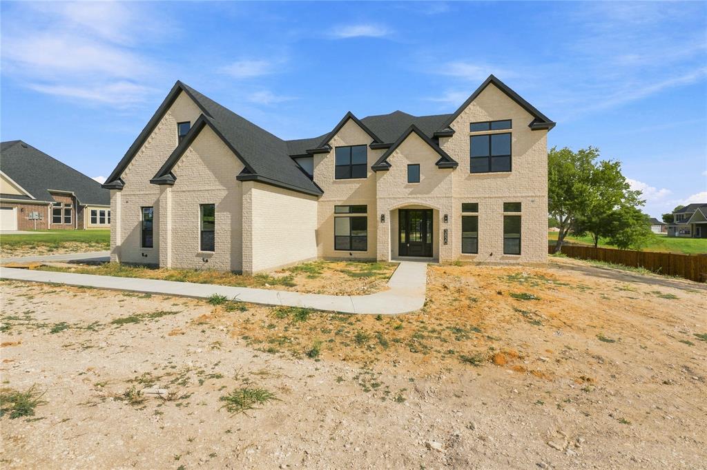 3820 Jacks Loop