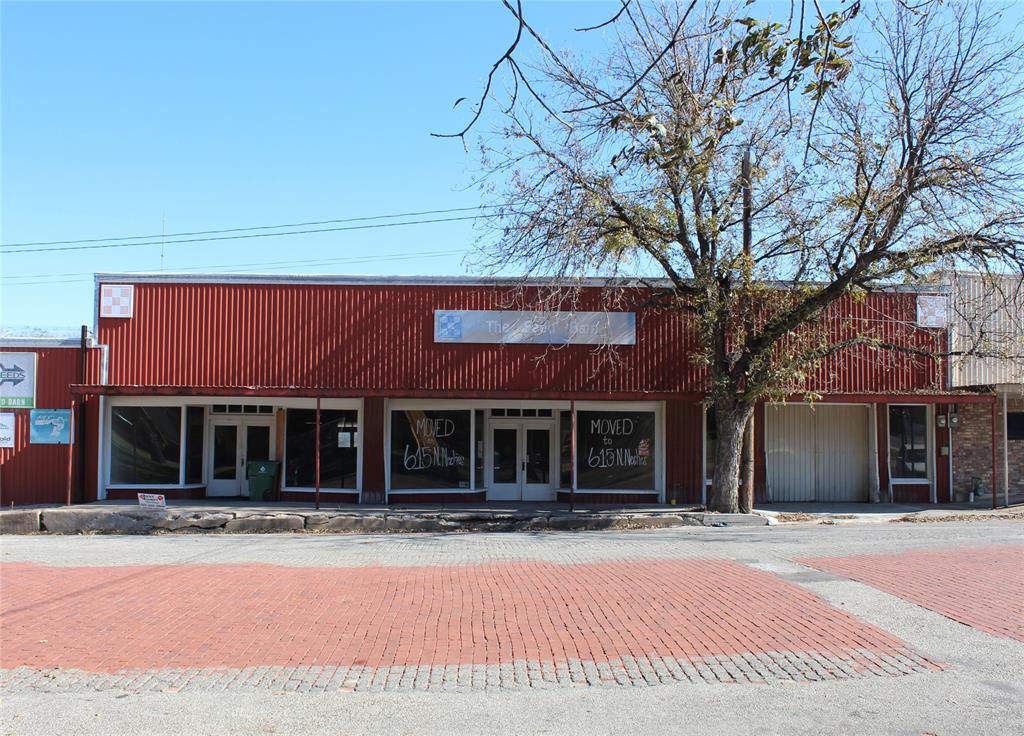 Phillips 1 Add Town Coleman - Commercial Sale