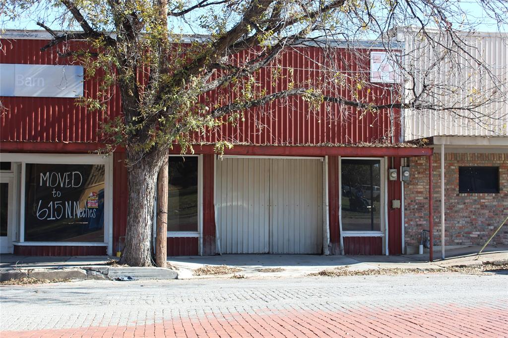 Phillips 1 Add Town Coleman - Commercial Sale