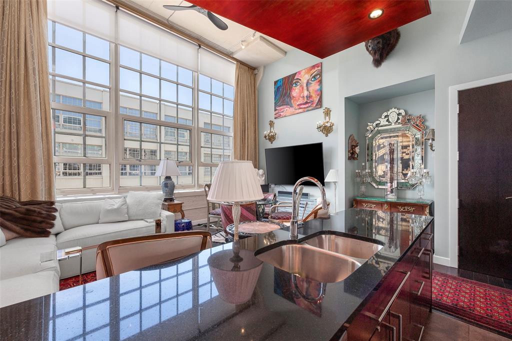 2600 W 7th Street 2726