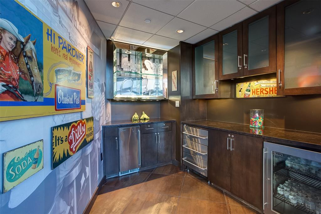 One Montgomery Plaza Residence Condo - Residential