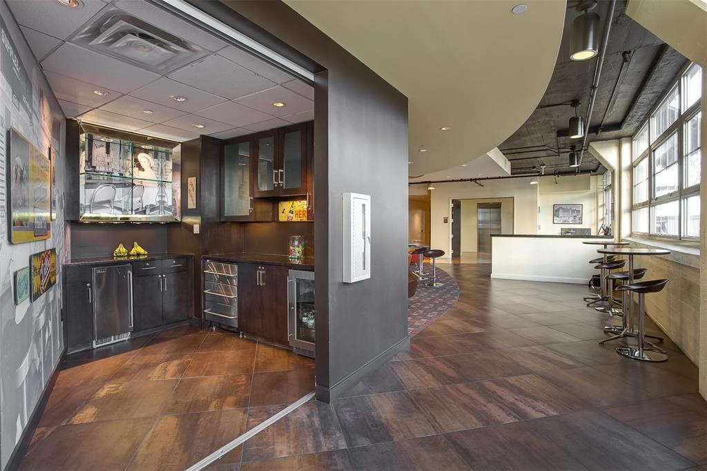 One Montgomery Plaza Residence Condo - Residential