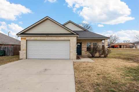 502 David Davis Drive McGregor TX 76657
