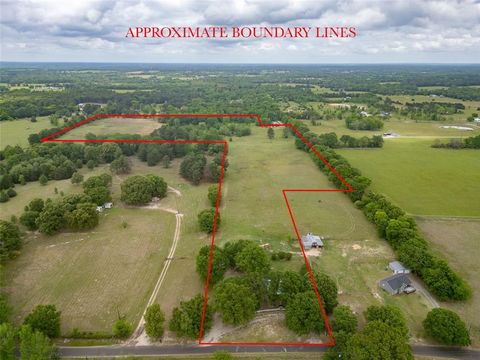 Photo of 401 County Road 3114, Quitman, TX 75783 (MLS # 21245585)