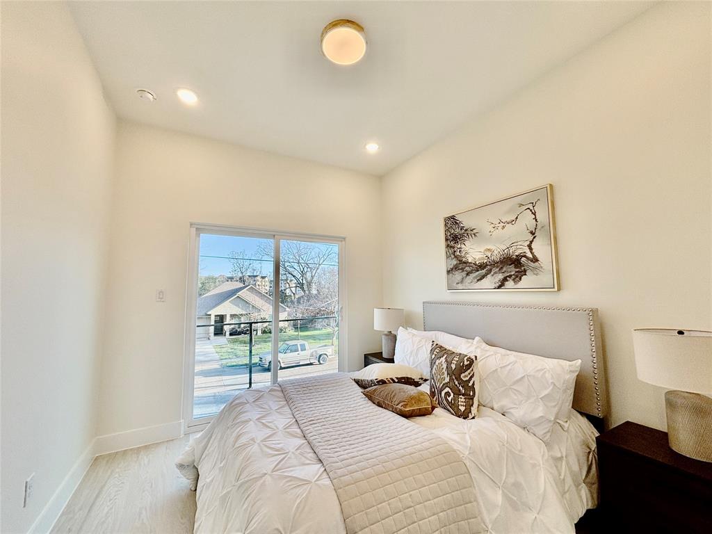 O E Taylor - Residential