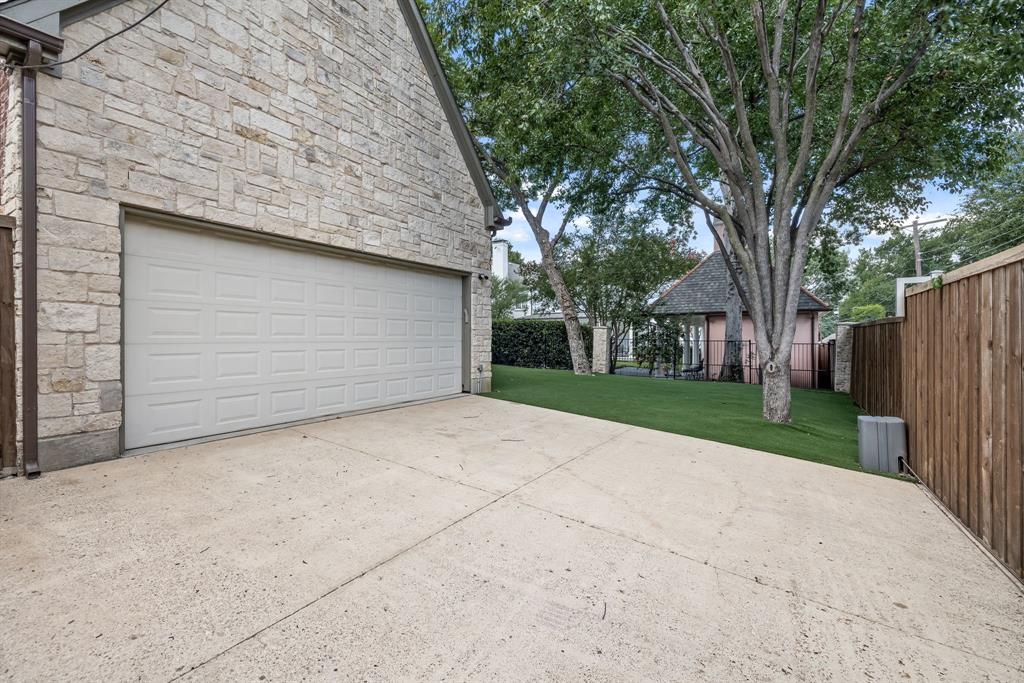 CARUTH HILLS 4 - Residential