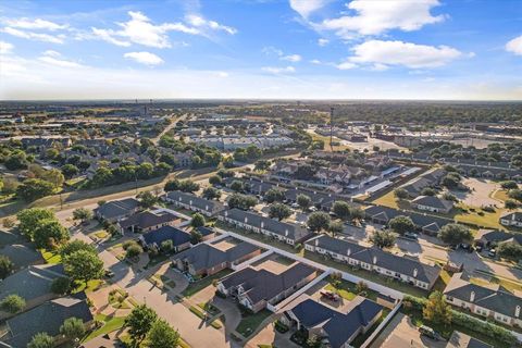 A home in Waxahachie