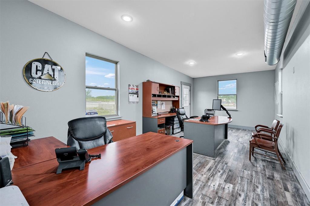 00000 - Commercial Sale