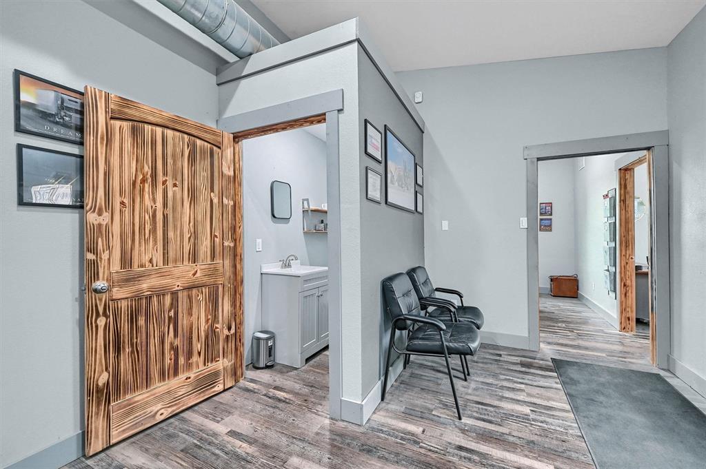 00000 - Commercial Sale