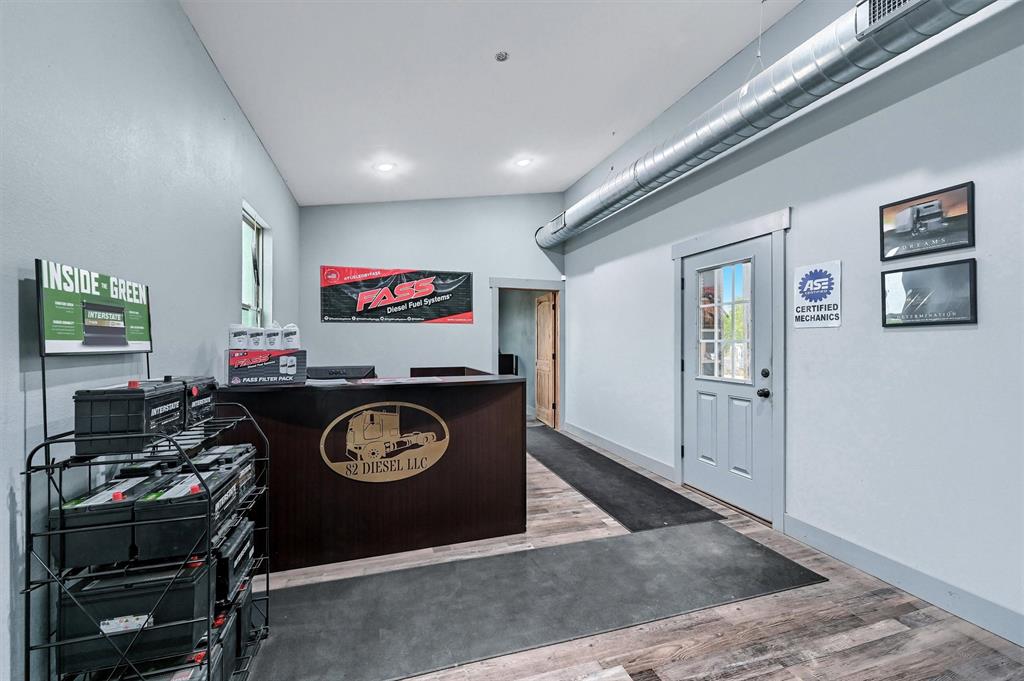 00000 - Commercial Sale