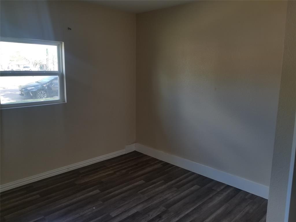 Holiday Park North 02 Rev - Residential Lease