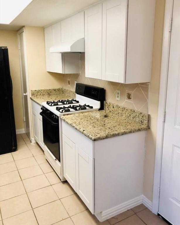 Holiday Park North 02 Rev - Residential Lease