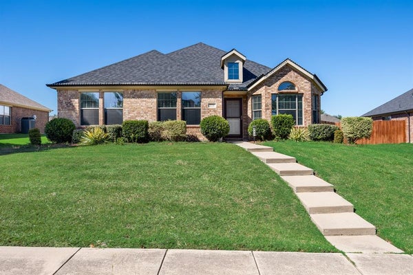 221 CLIFFBROOK DR, WYLIE, TX 75098 - Image 33dea59afd11217baeff2efc7ddf2f5a/2395536524