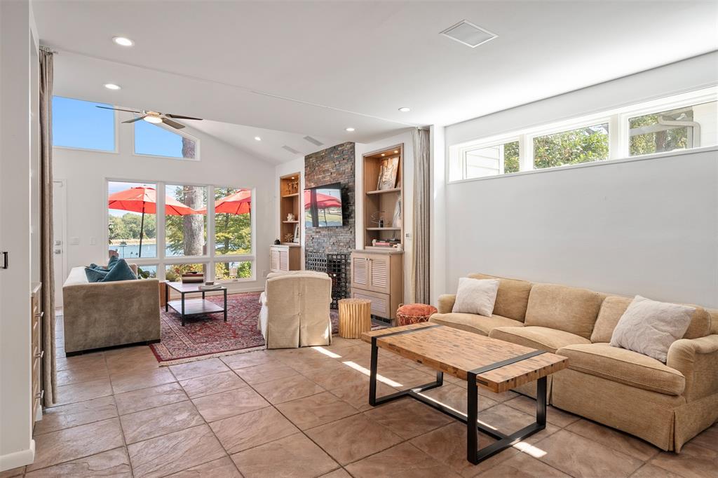 Pa Taylor Edition Lake Athens - Residential