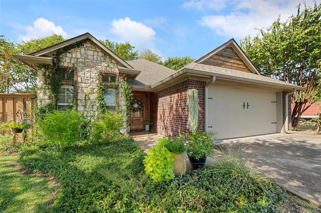 700 Blanton Drive
