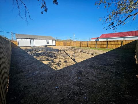 A home in West Tawakoni