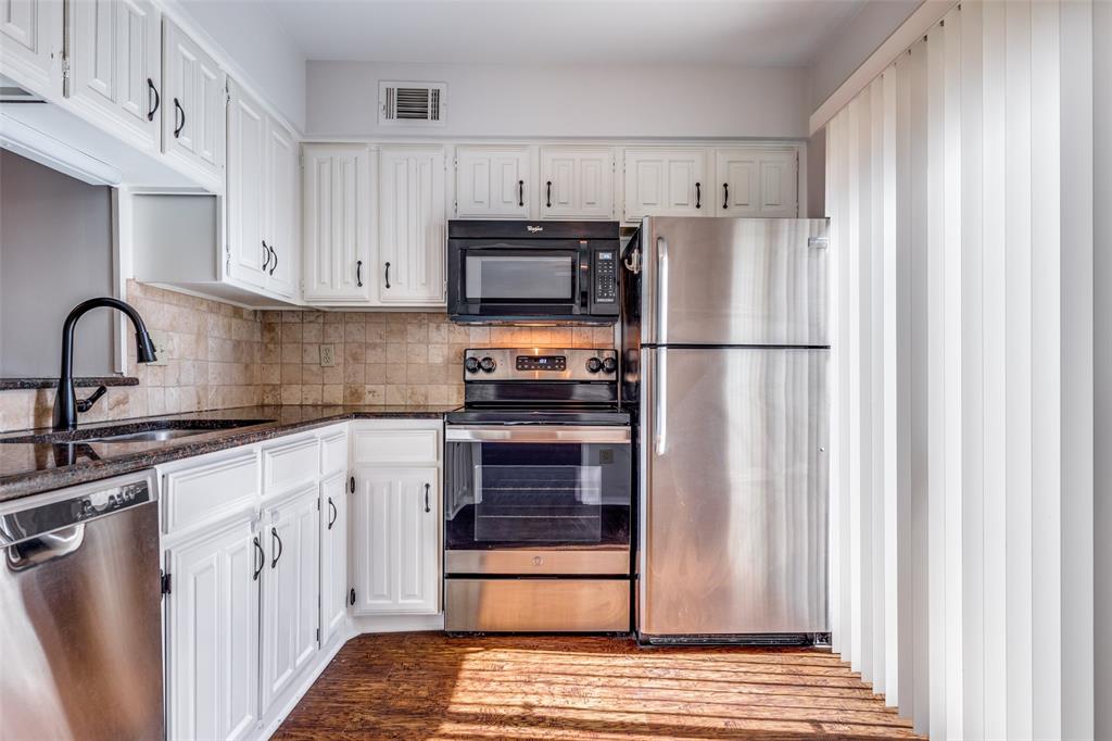 Richardson Crossing Condo - Residential