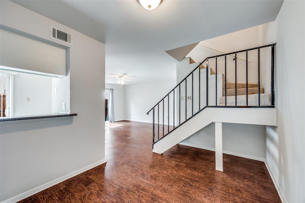 Richardson Crossing Condo - Residential