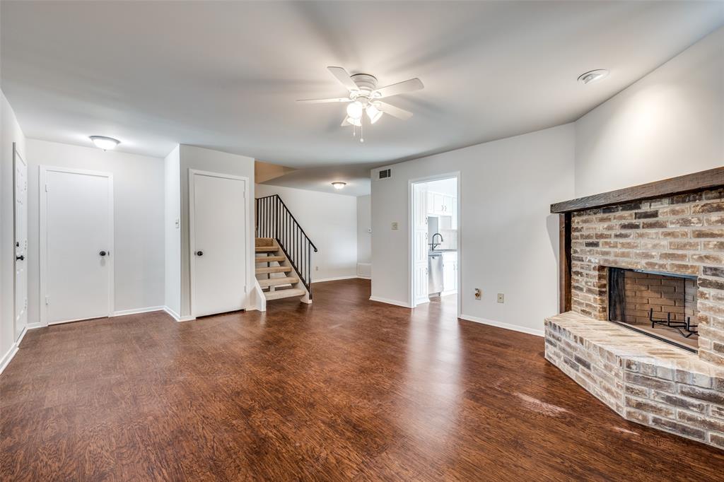Richardson Crossing Condo - Residential